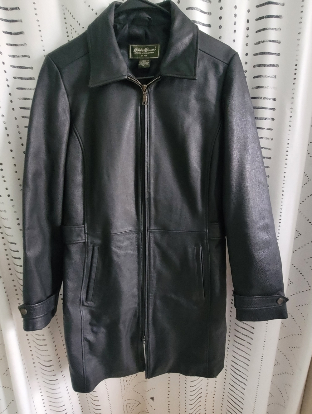 Eddie Bauer Black Leather Coat Zippered Tailored Fit Women's Medium